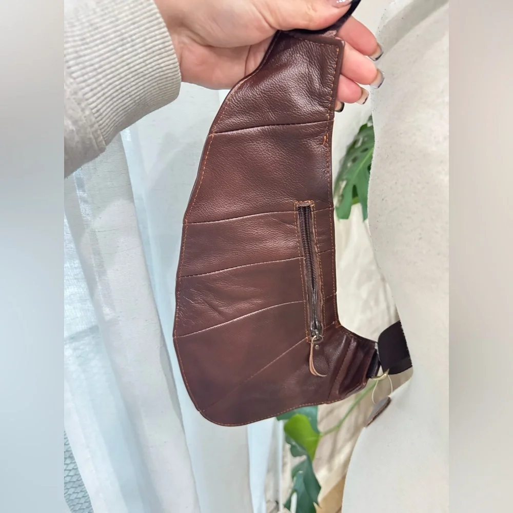Brown‎ Leather Crossbody Sling Bag • Multi-Pocket • New - Picture 7 of 9